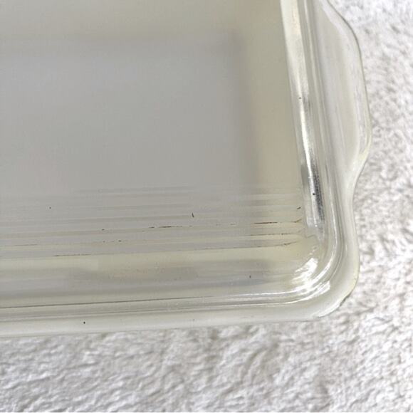 Vintage Pyrex 503-B Yellow Casserole, Refrigerator, Baking Dish w/ Ribbed Lid - Picture 11 of 16